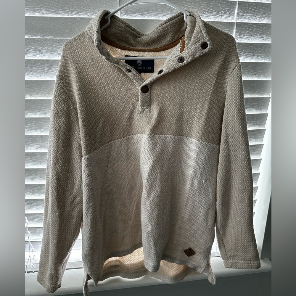 Tan Southern Shirt oversized pullover with buttons size Medium